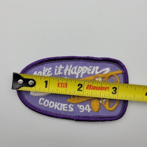 Girl Scout Badge Vintage Patch Brownie Make Happen 94 Retro Troop Camp Cookies - Picture 4 of 5